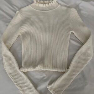 Elegant Cream Ribbed Turtleneck Cropped Top